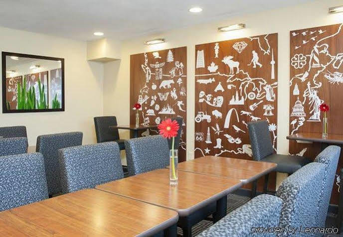 Hotel Towneplace Park 100